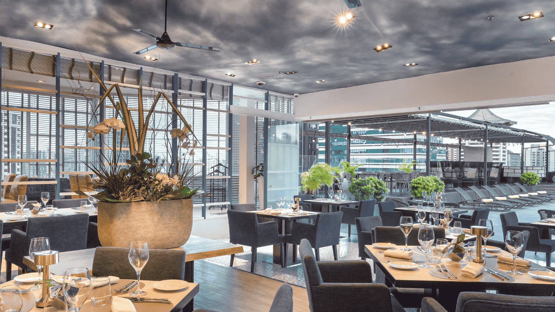 voco hotel lobby
